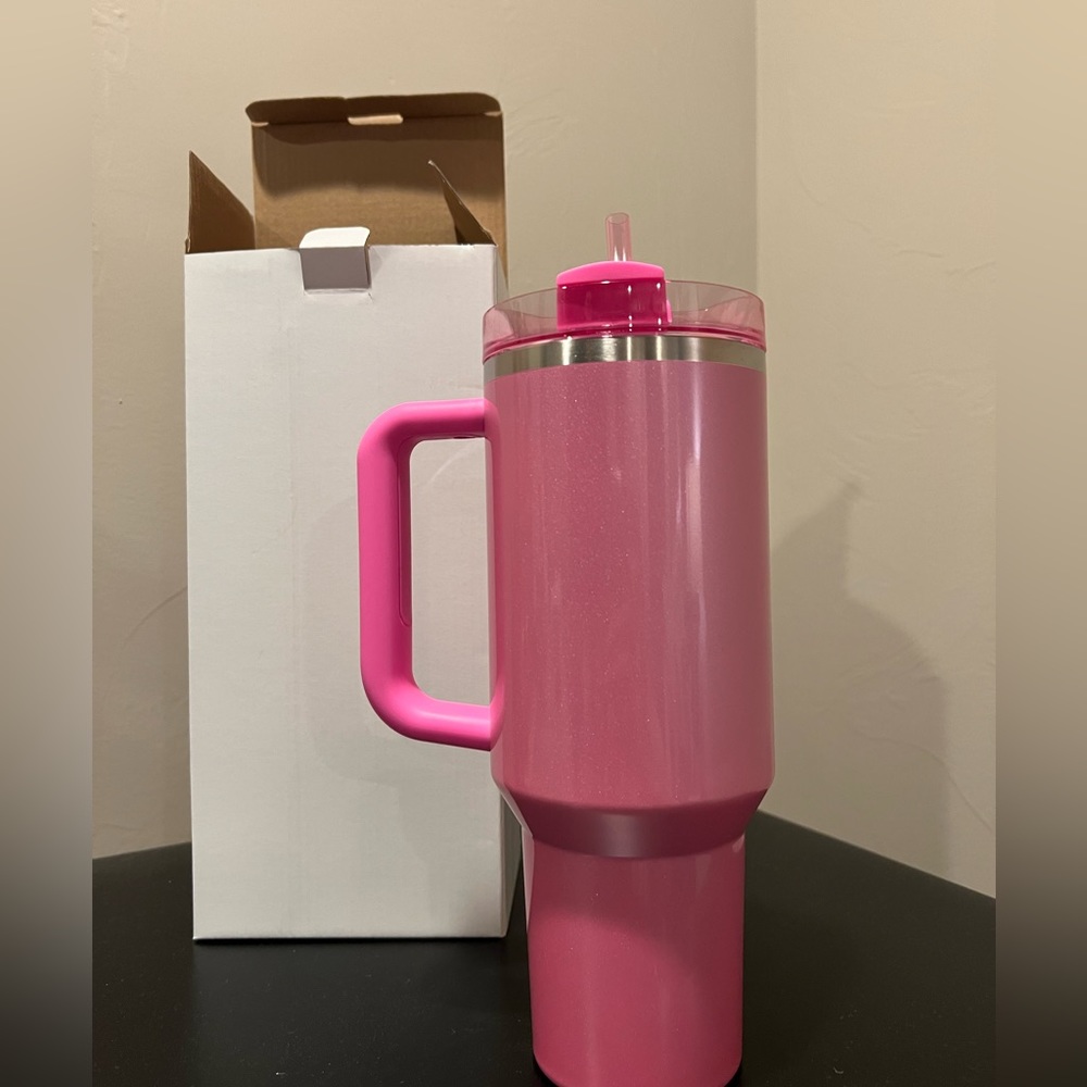 LIMITED ADDITION PINK STARBUCKS x STANLEY COLLAB MUG